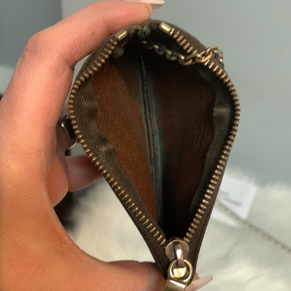 1992 Authentic Louis Vuitton key cles - broken zipper - Picture 8 of 16